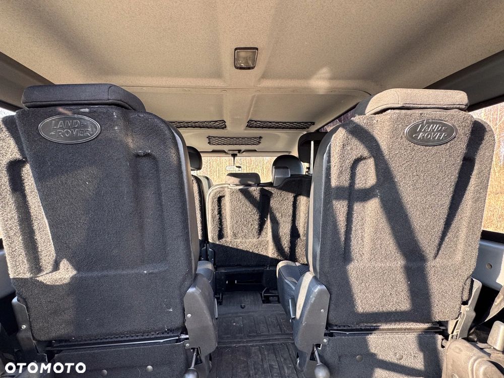 Land Rover Defender 110 Black Pearl Limited Edition - 6