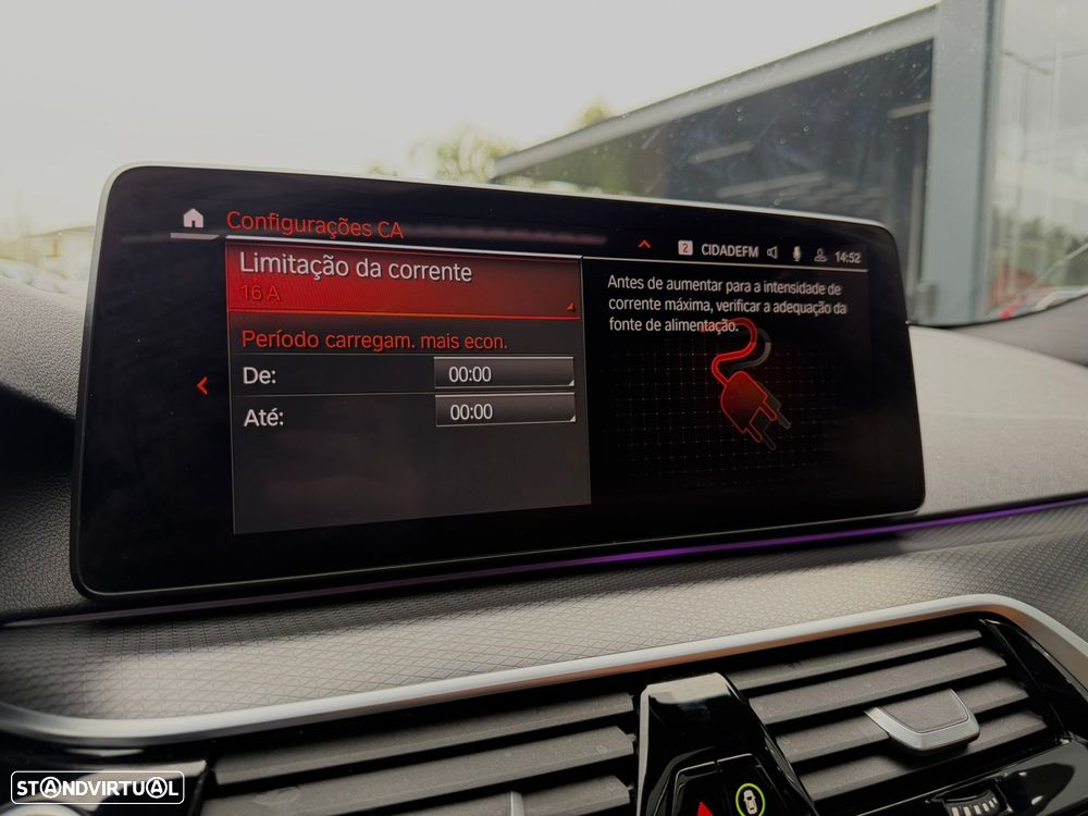 BMW 520 e Pack M - 56