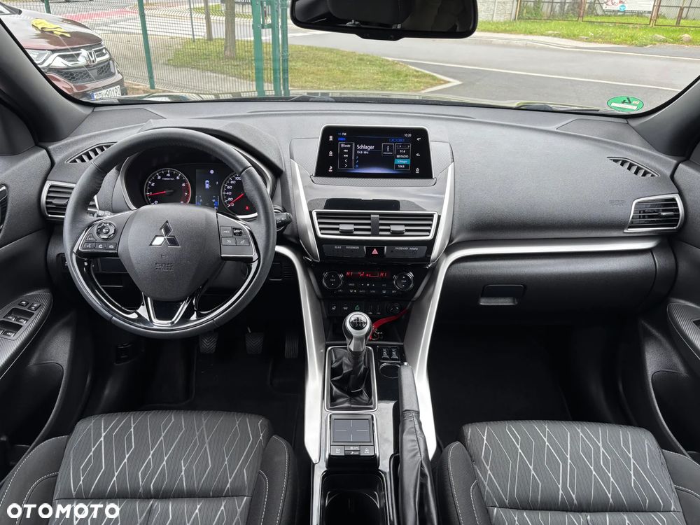 Mitsubishi Eclipse Cross - 20