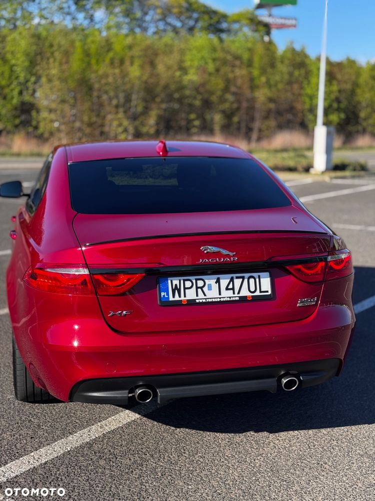 Jaguar XF 2.0 i4D R-Sport - 7