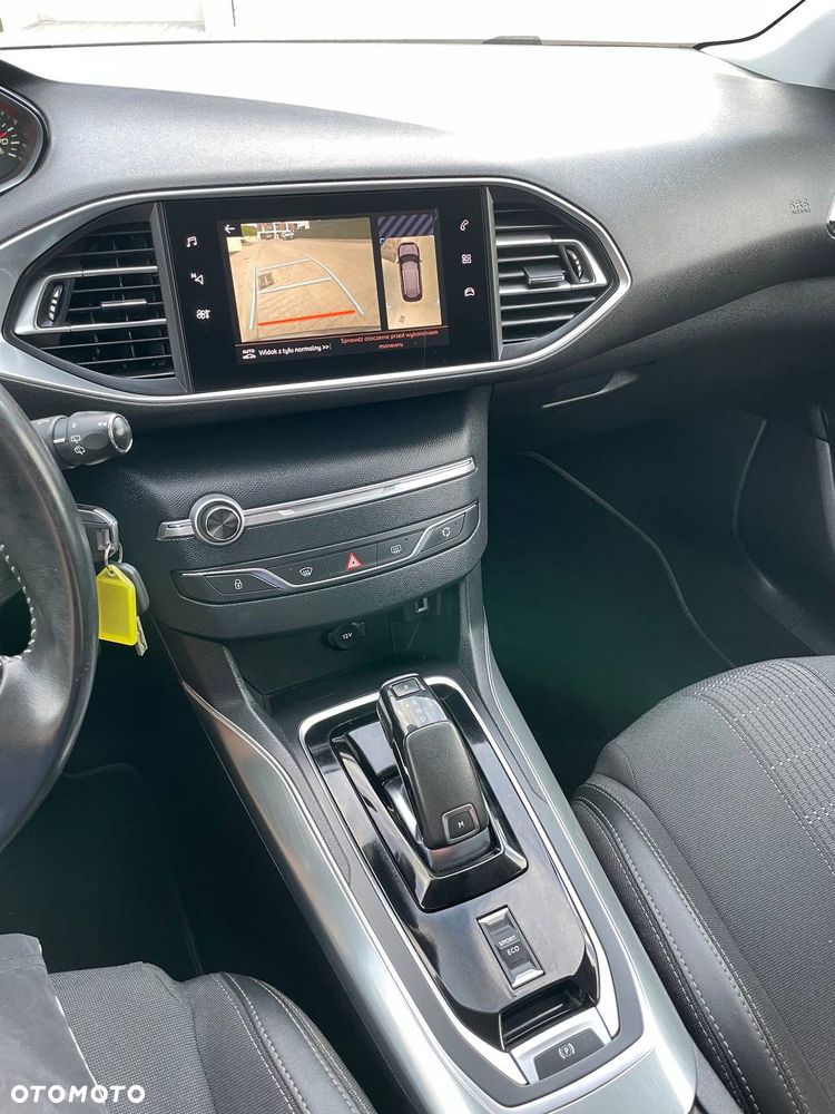 Peugeot 308 1.5 BlueHDi Allure Pack S&S EAT8 - 18