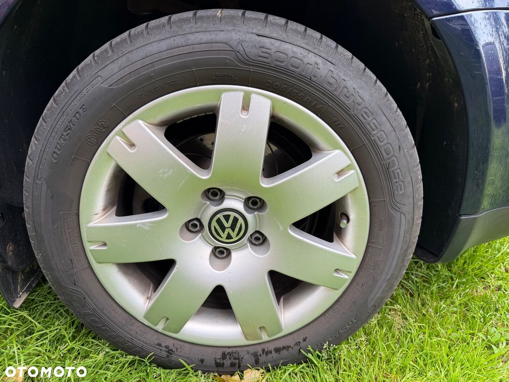 Volkswagen Passat 1.9 TDI Comfortline - 2