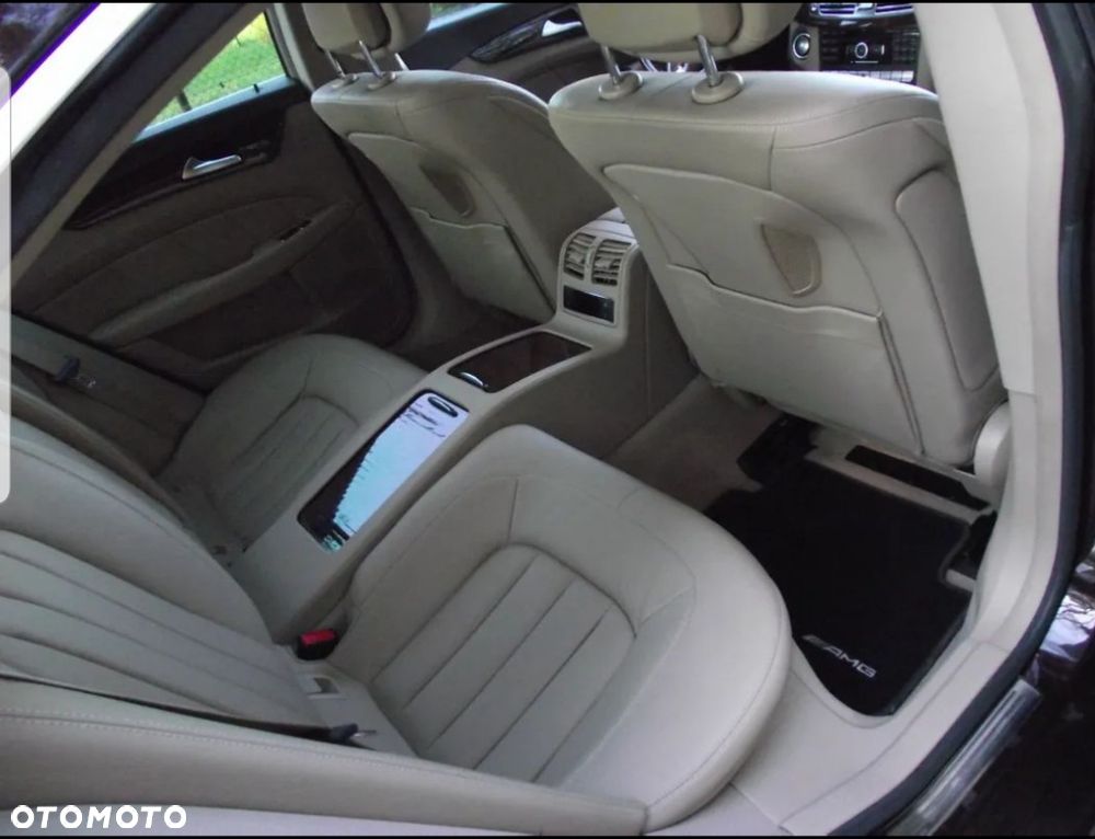 Mercedes-Benz CLS 350 CDI BlueEff - 11