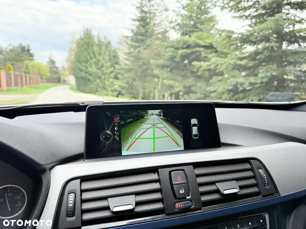 BMW 3GT 335i xDrive M Sport - 21