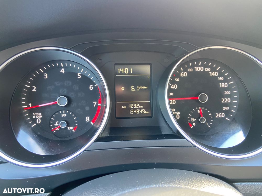 Volkswagen Jetta 1.2 TSI Trendline - 8