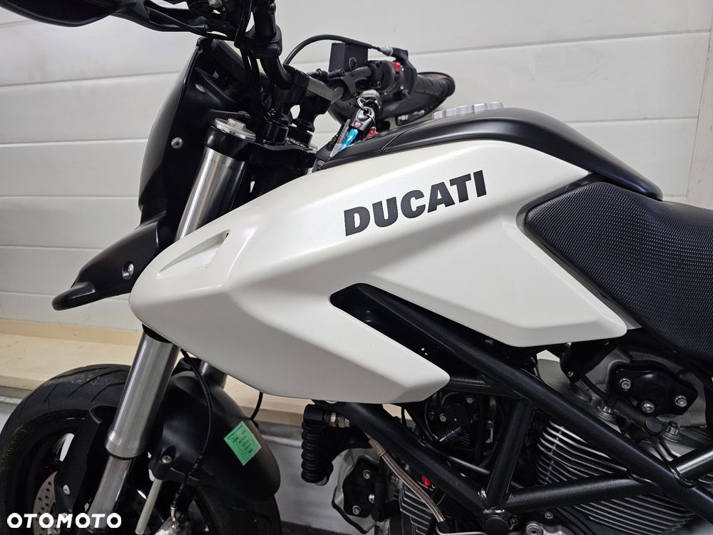 Ducati Hypermotard - 10