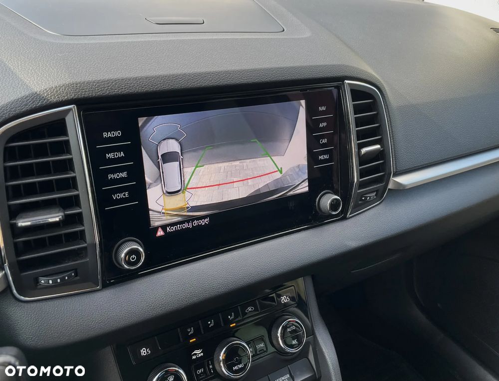 Skoda Karoq 1.5 TSI ACT GPF 4x2 Ambition - 22
