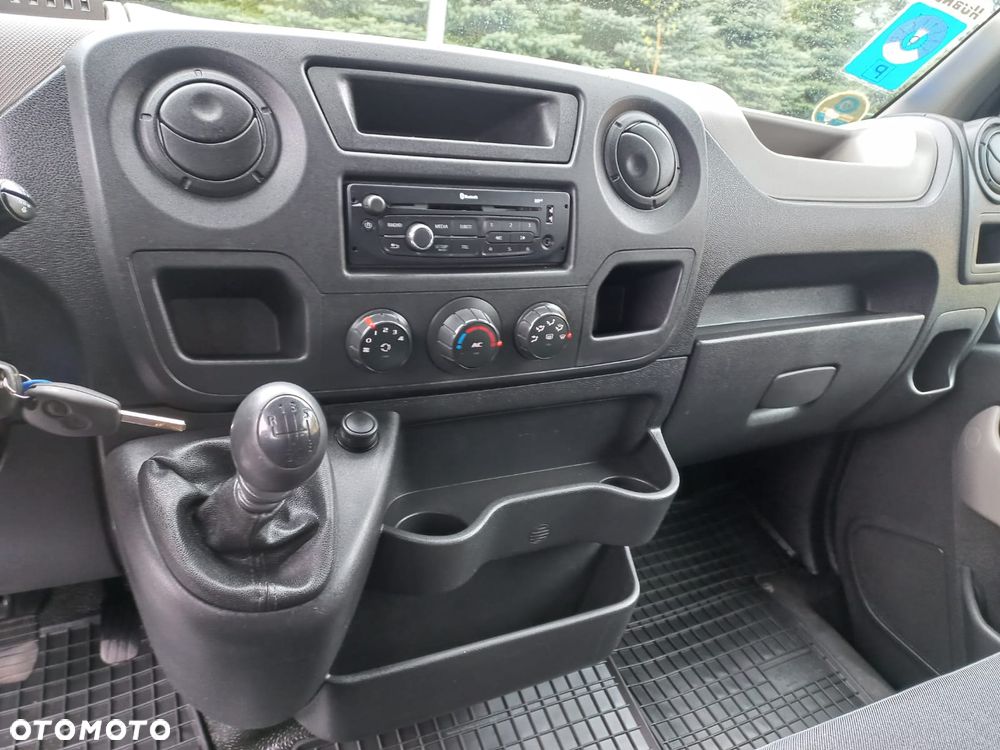 Renault Master - 11