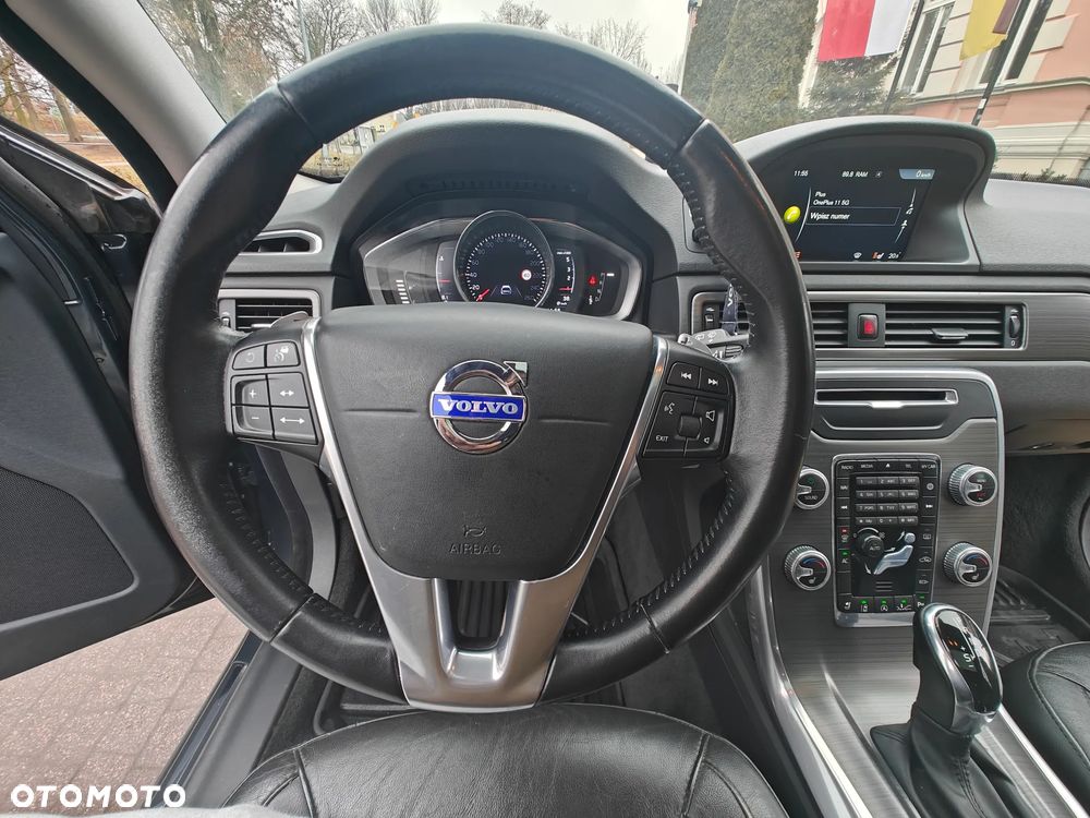 Volvo V70 D4 Geartronic Summum - 17