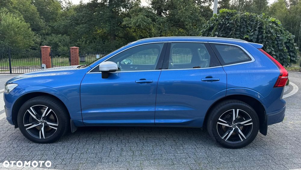 Volvo XC 60 T5 AWD R-Design - 1