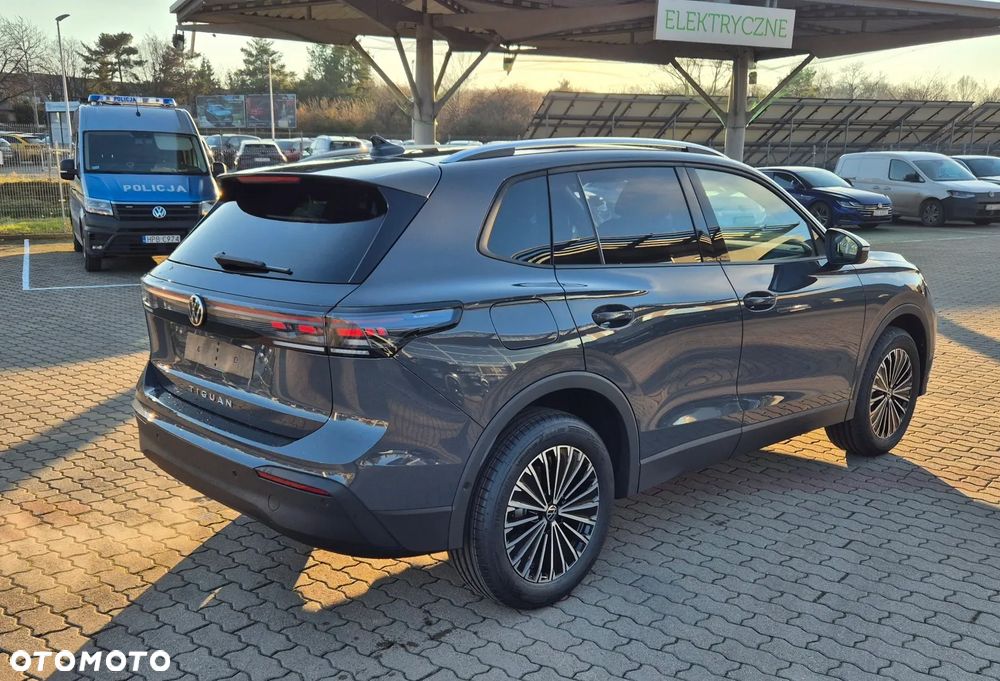 Volkswagen Tiguan 2.0 TDI Life Plus DSG - 5