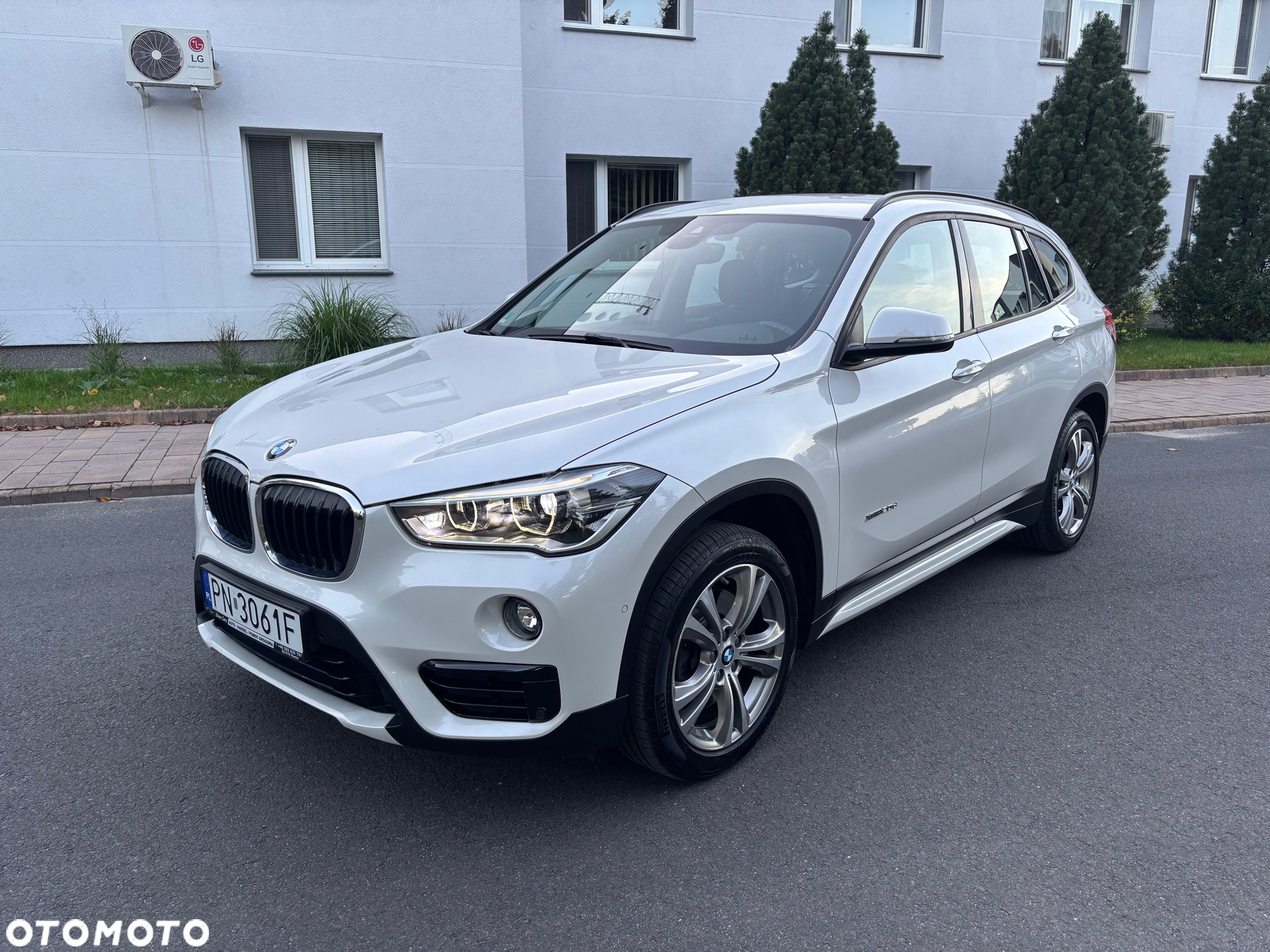 BMW X1 xDrive20d Sport Line - 30