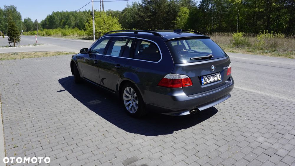 BMW Seria 5 520d - 5