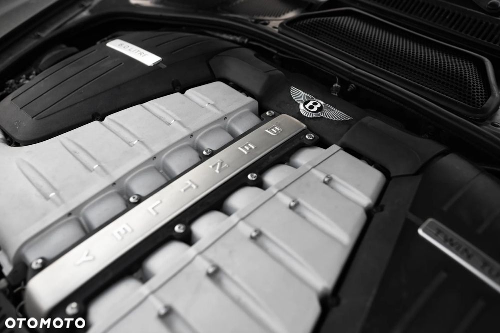 Bentley Flying Spur - 38