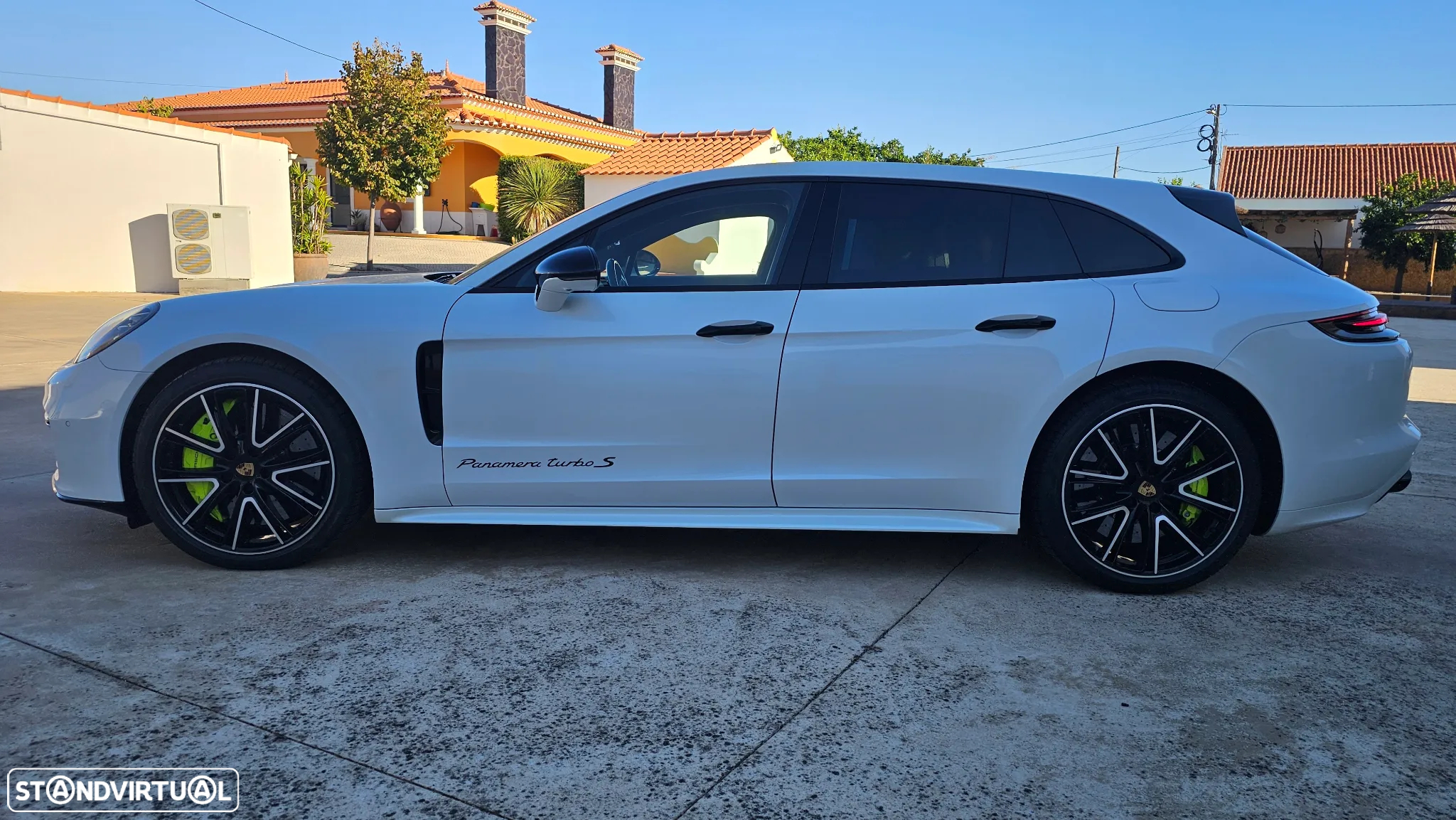 Porsche Panamera Sport Turismo Turbo S E-Hybrid - 3