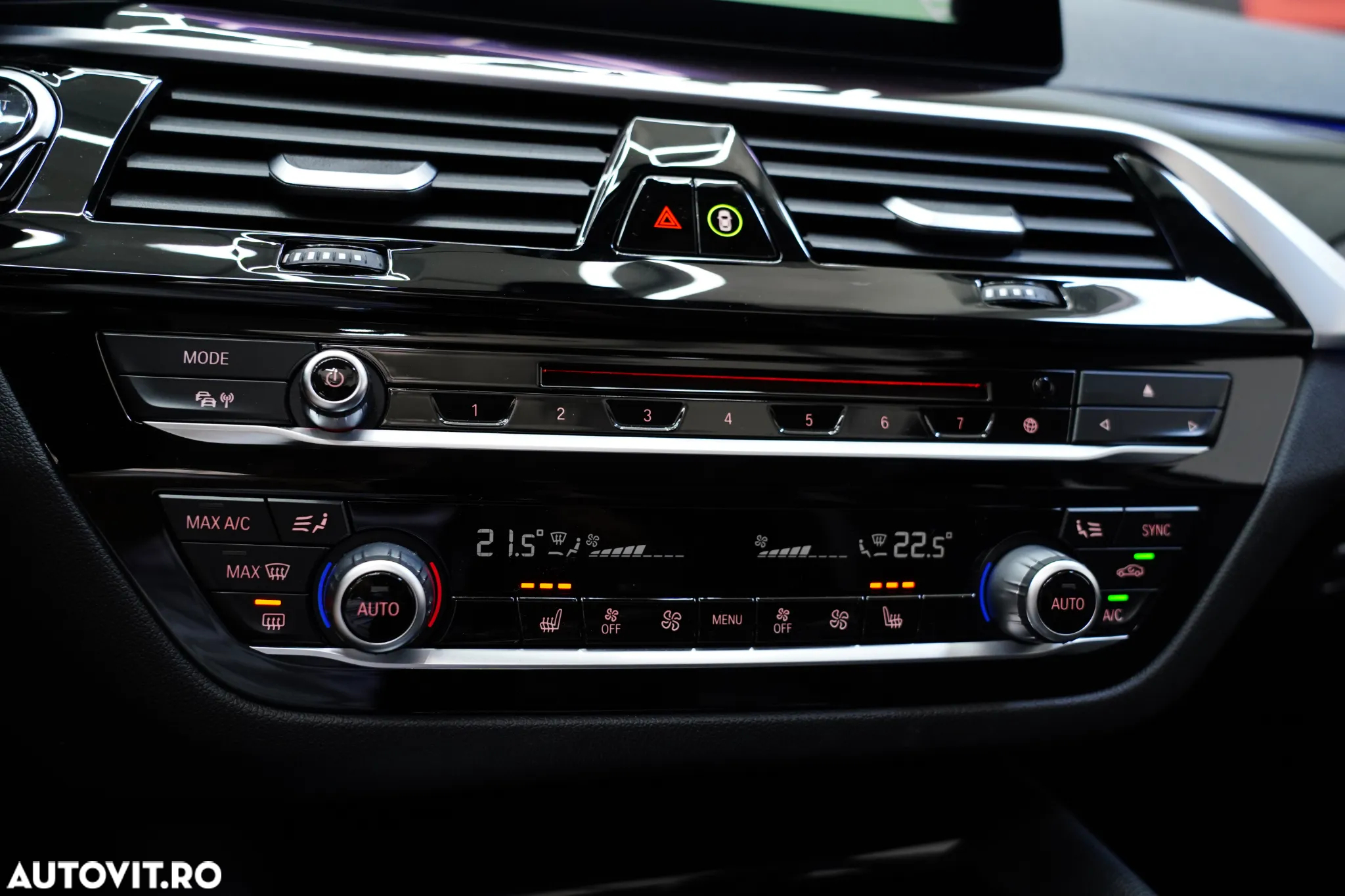BMW Seria 5 520d AT - 13