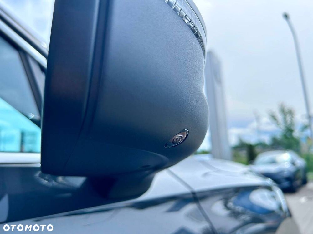 Volkswagen Tiguan - 33
