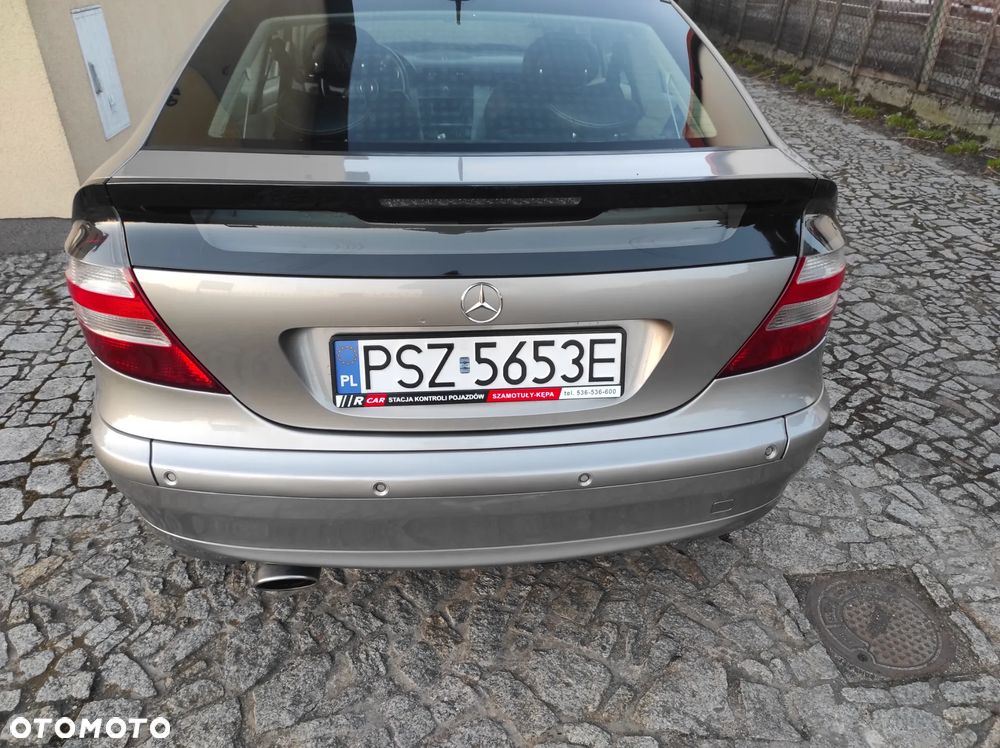 Mercedes-Benz Klasa C 230 - 13