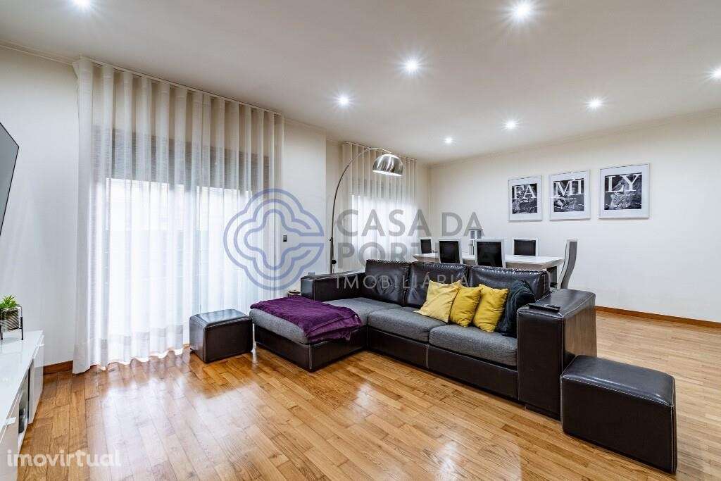 Moradia T3 em São Cosme (Gondomar) - Rua Amália Rodrigues - Grande imagem: 2/35