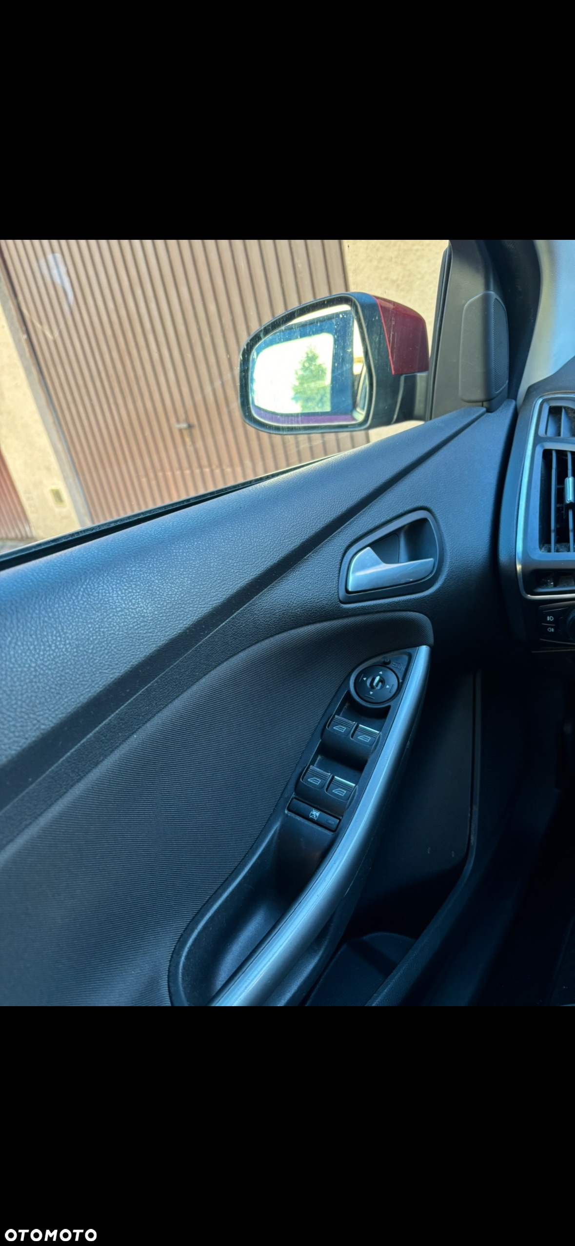 Ford Focus 1.0 EcoBoost Start-Stopp-System Champions Edition - 17