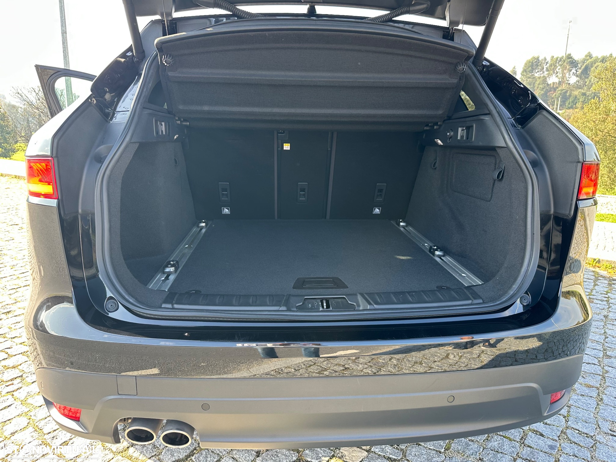 Jaguar F-Pace 2.0 i4D R-Sport - 20