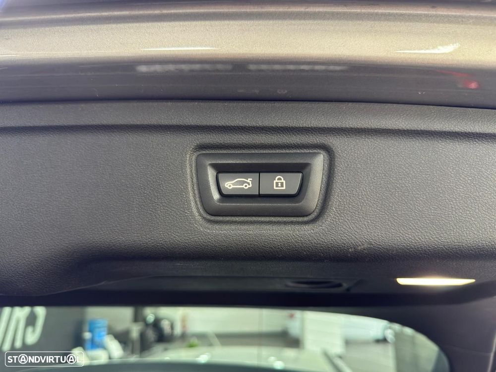 BMW 320 d xDrive Line Sport Shadow Auto - 45