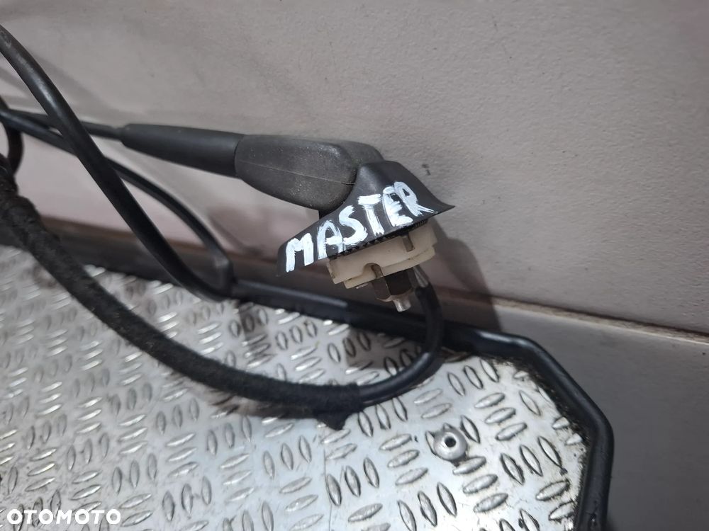 Antena dachowa Renault Master nr 282430025R - 2