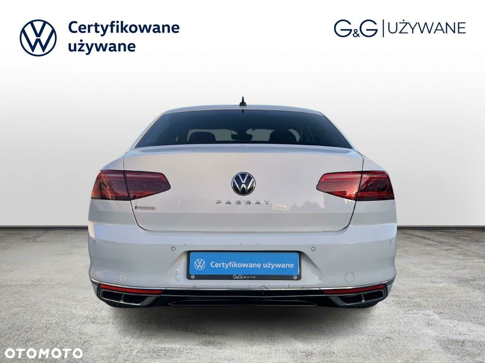 Volkswagen Passat 2.0 TDI 4Mot Elegance DSG - 4