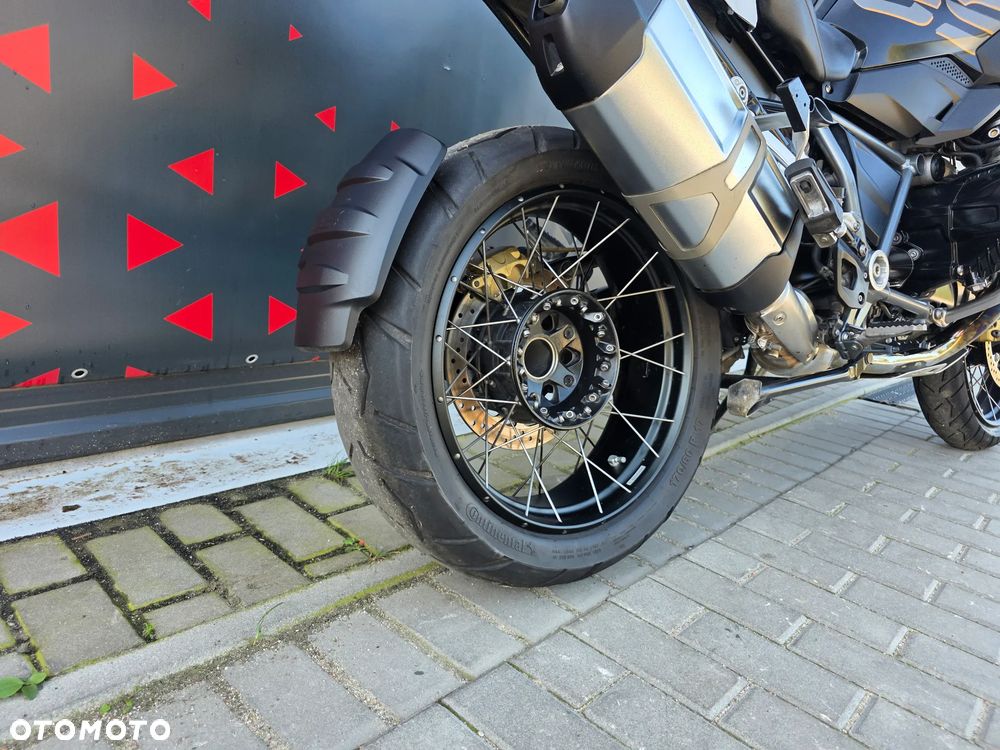 BMW R - 18