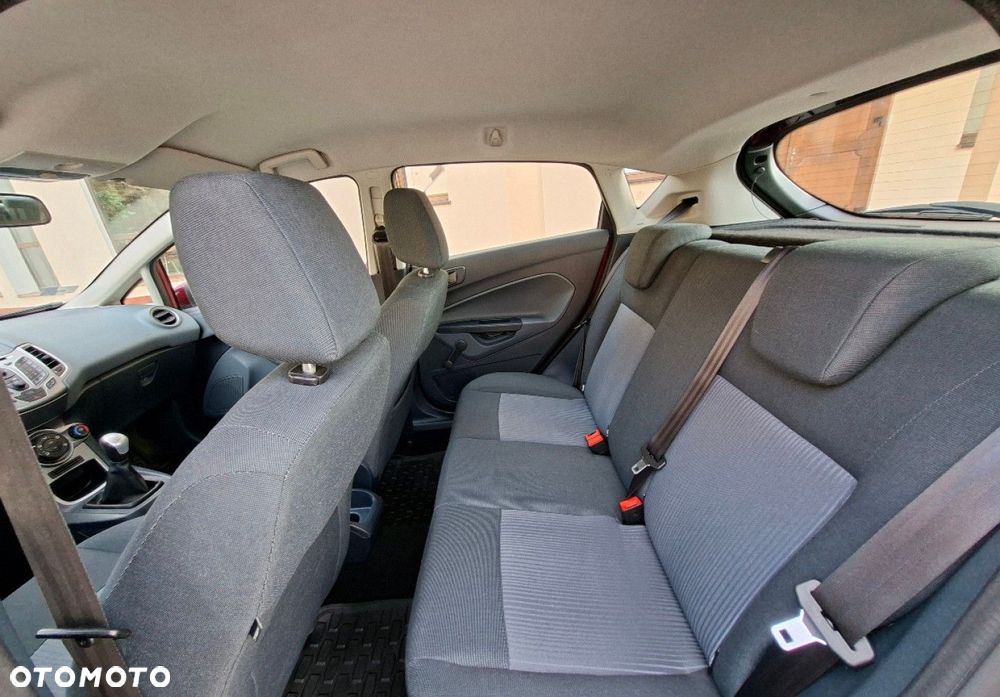 Ford Fiesta - 18