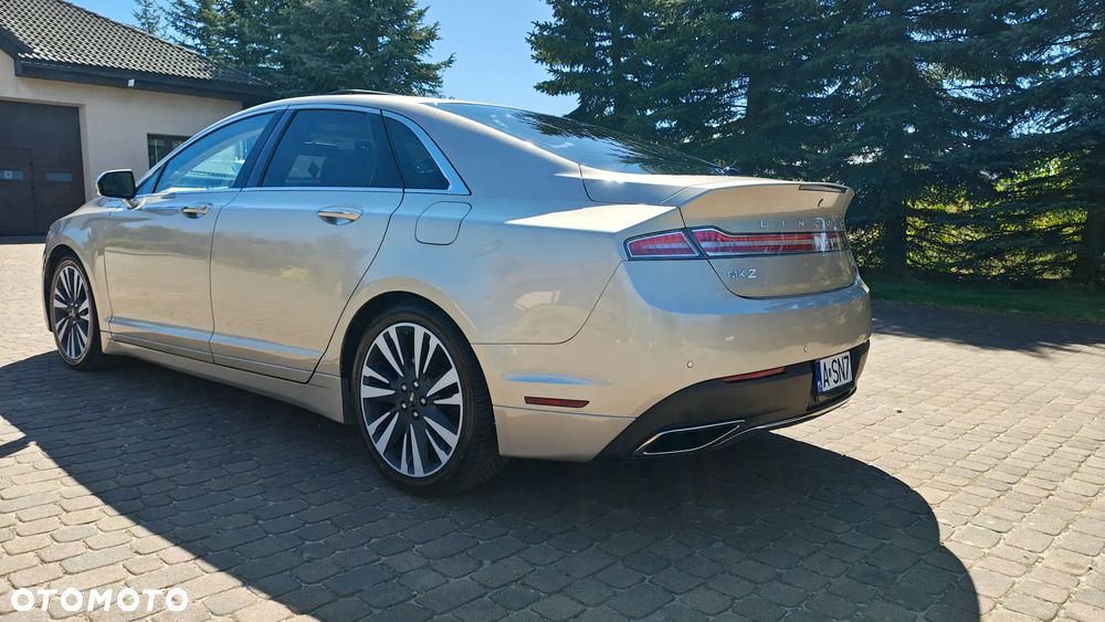 Lincoln MKZ - 8