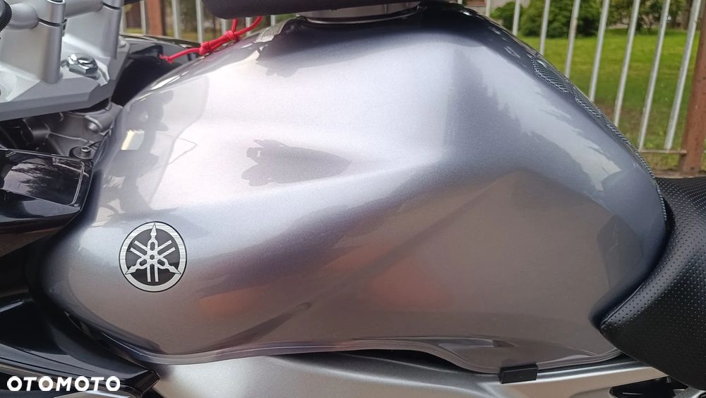 Yamaha FZ - 15