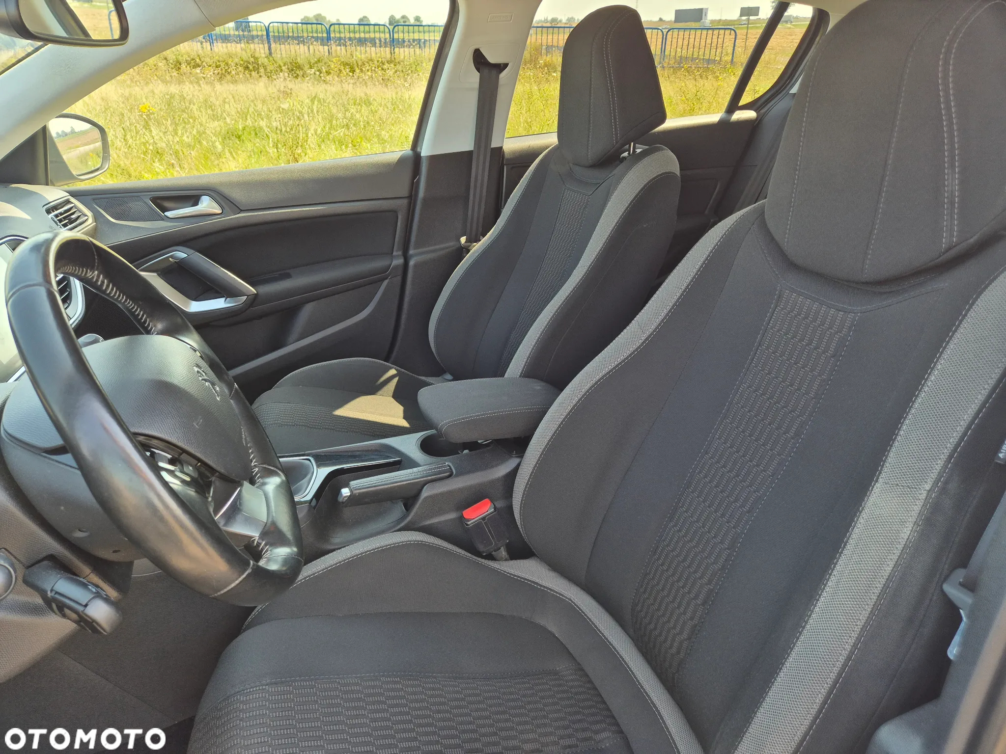 Peugeot 308 - 10