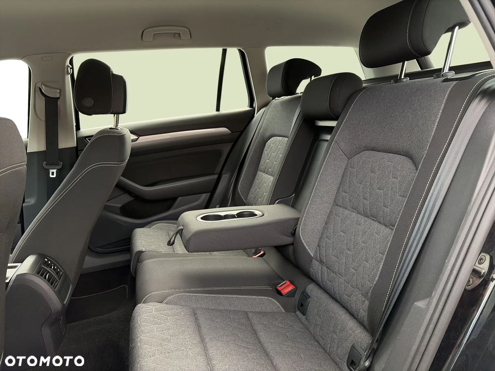 Volkswagen Passat 1.5 TSI EVO Business DSG - 14