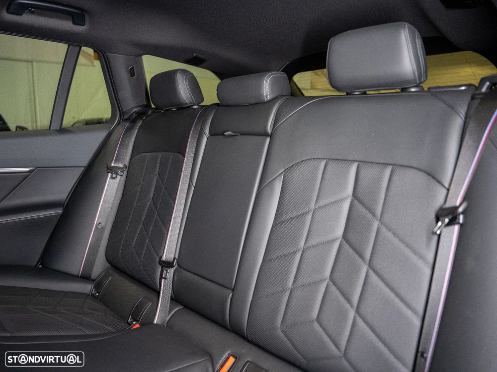BMW i5 eDrive40 Pack Desportivo M Pro - 22