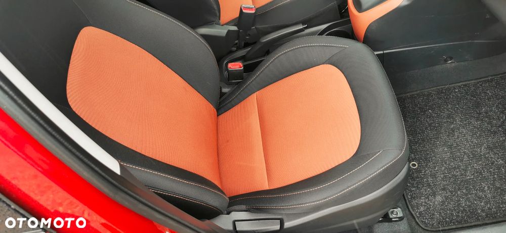 Hyundai i10 1.2 Passion - 6