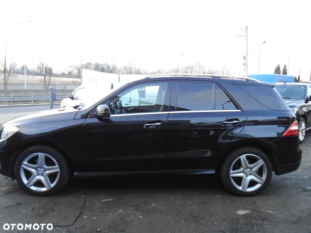 Mercedes-Benz ML 350 BlueTEC 4-Matic - 9