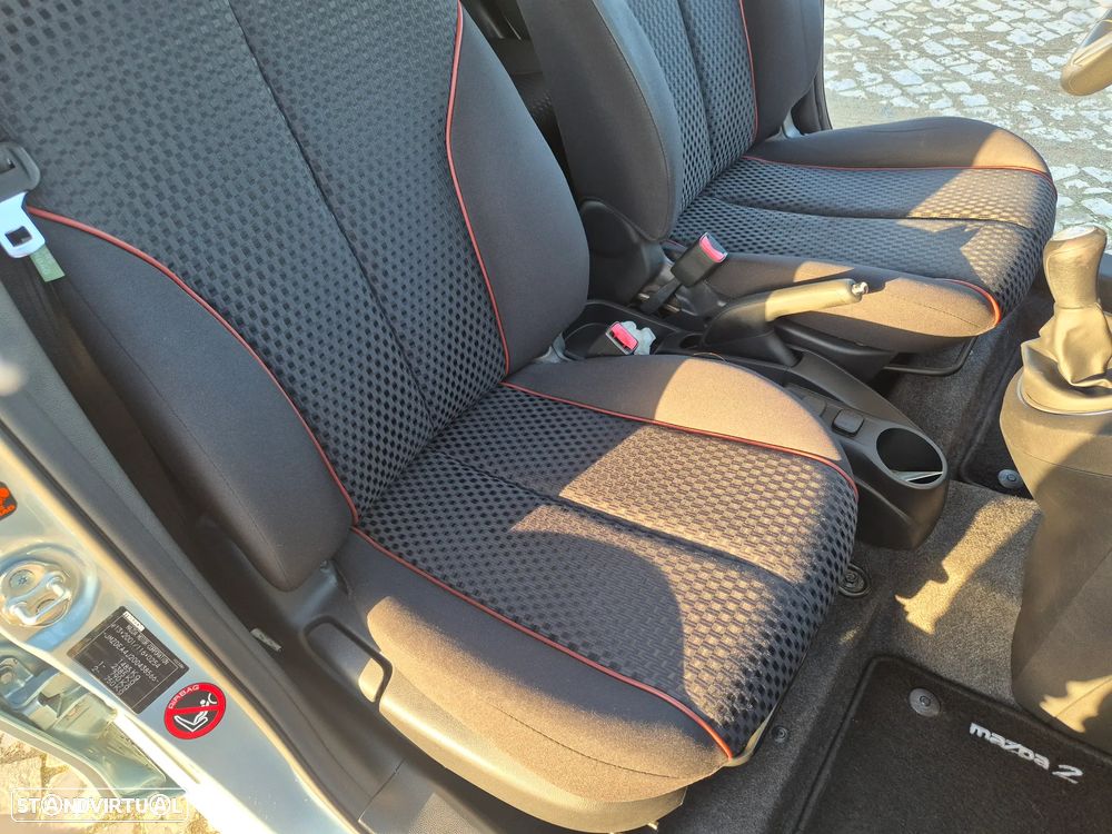Mazda 2 1.3 MZR Sport - 20