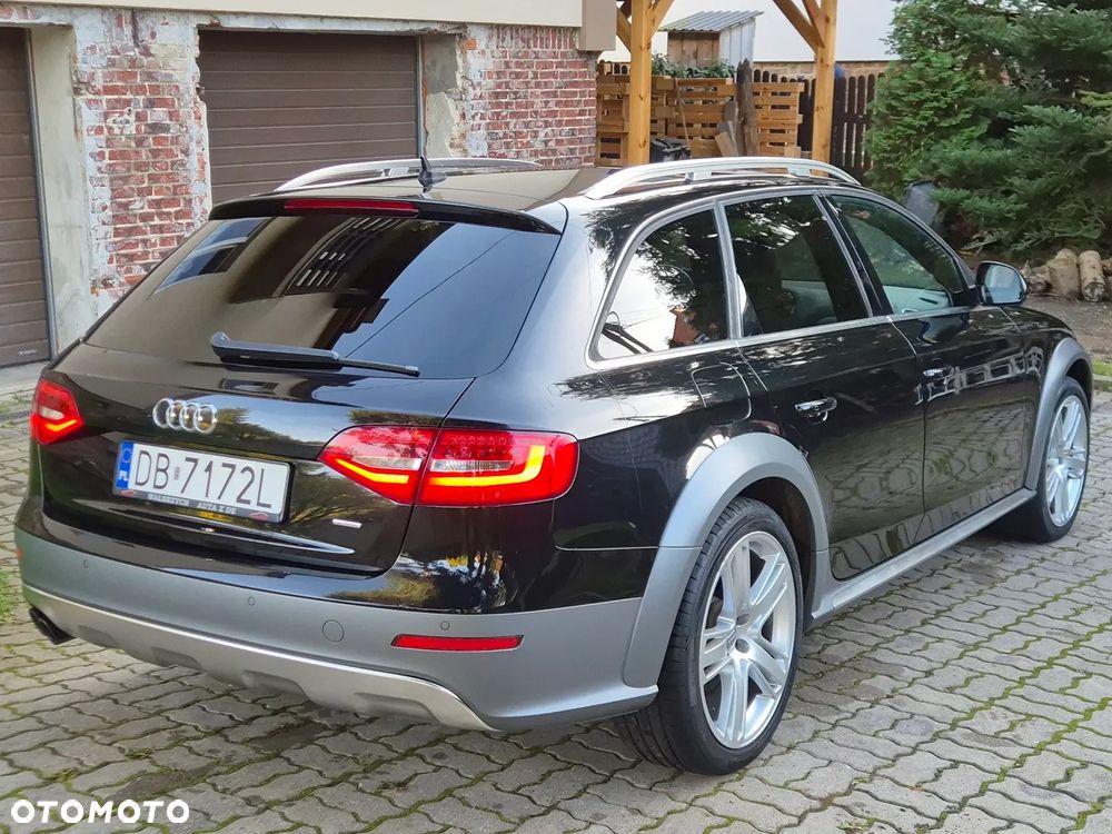 Audi A4 Allroad - 4