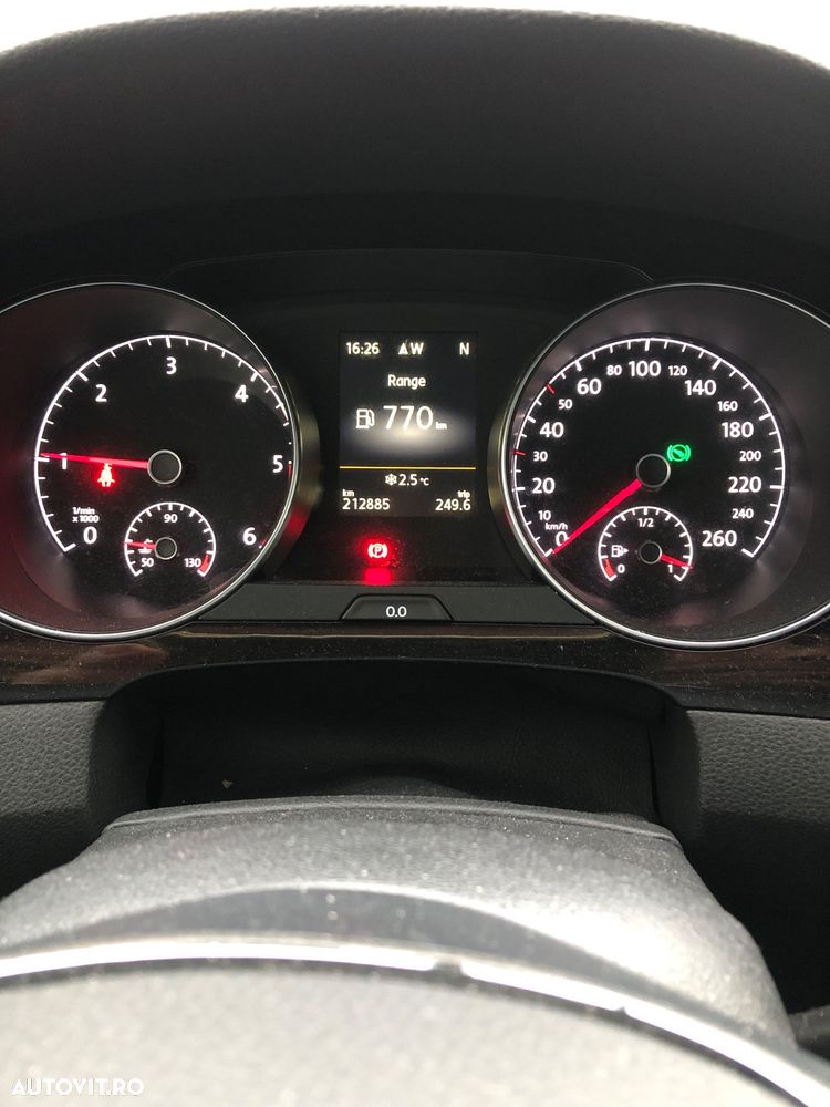 Volkswagen Golf Sportsvan - 2