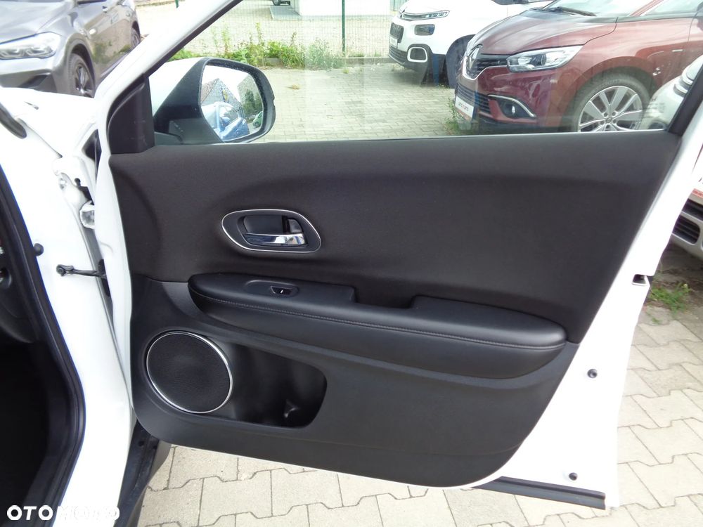 Honda HR-V 1.5 Executive (ADAS) CVT - 18