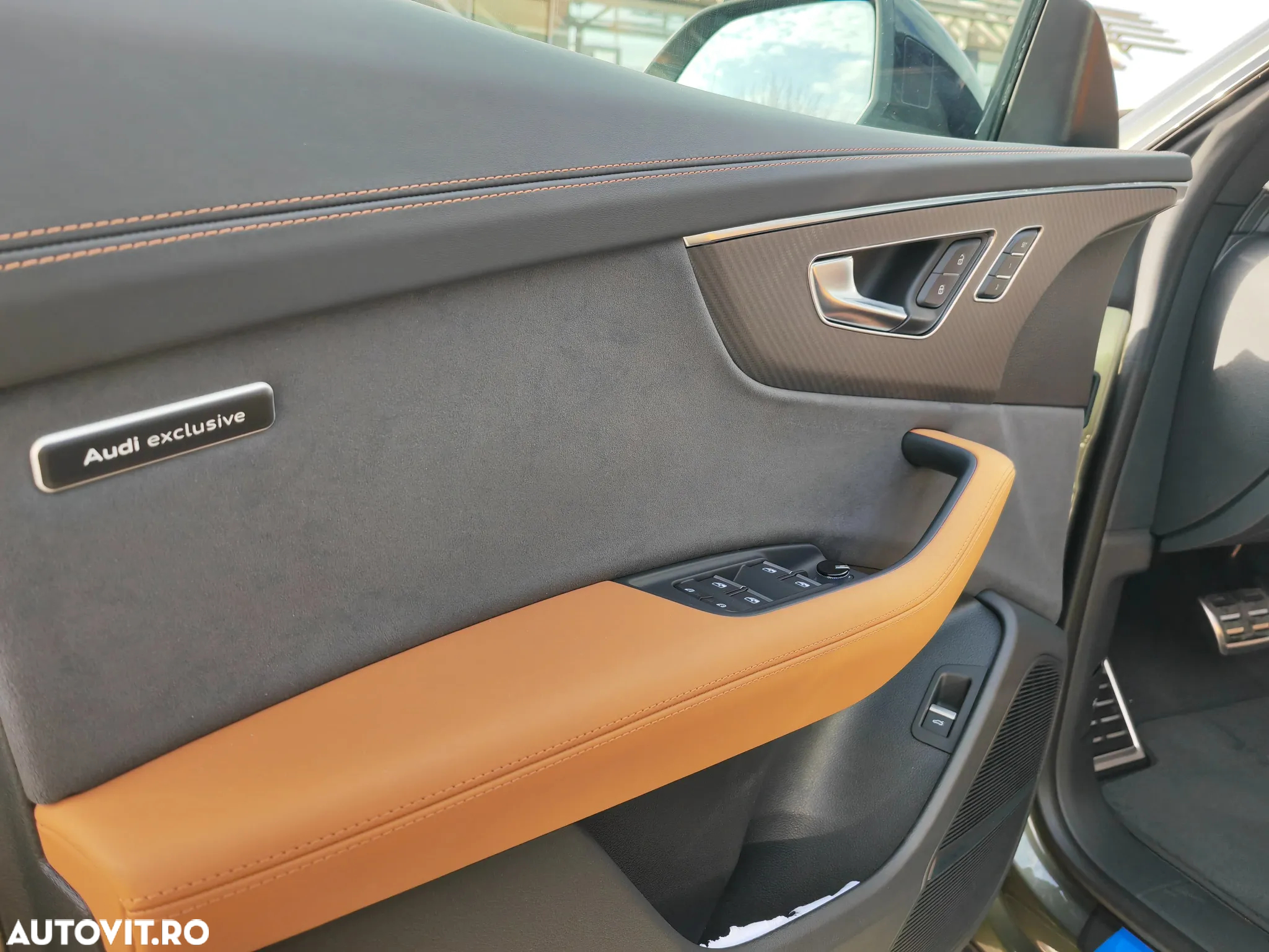 Audi RS Q8 RSQ8 4.0 TFSI quattro MHEV Tiptronic - 11