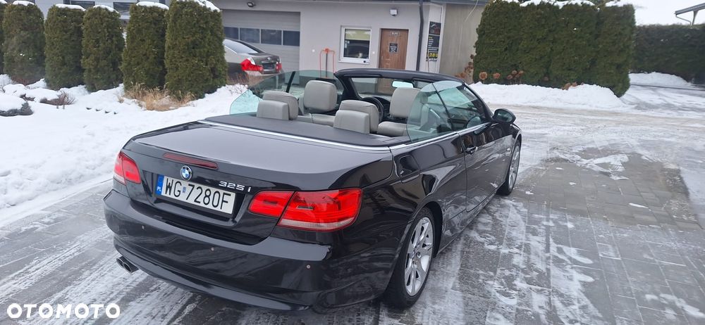 BMW Seria 3 325i - 7