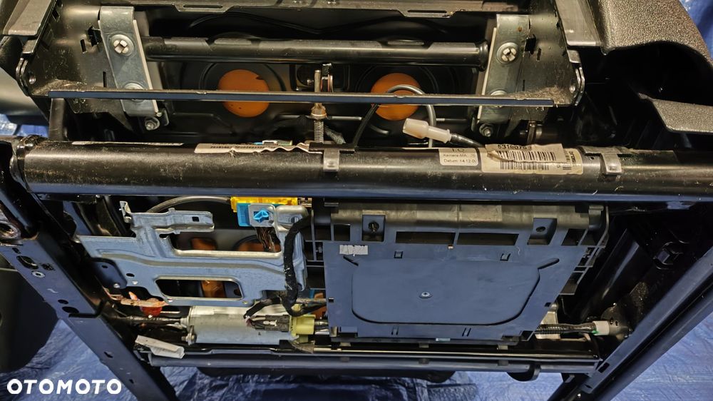 FOTELE KANAPA TUNEL ŚRODKOWY PODŁOKIETNIK BOCZKI DRZWI LED DEKORY TAPICERKA WNĘTRZE SKÓRA CZARNA GRZANA PAMIĘĆ FULL MASAŻE MERCEDES W221 LIFT KRÓTKI - 19