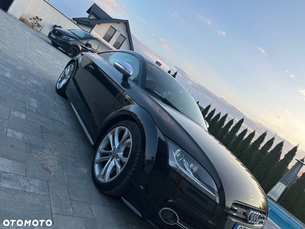Audi TT S Coupé - 18