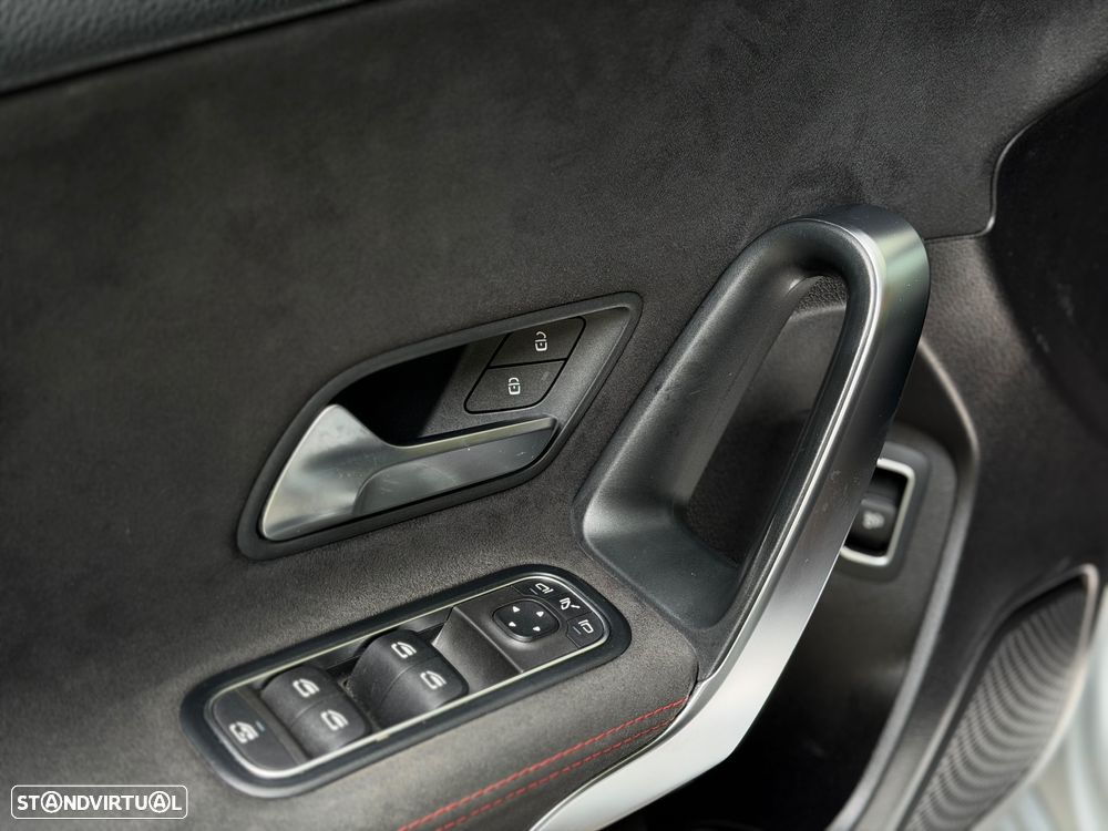 Mercedes-Benz A 180 d 7G-DCT AMG Line - 10