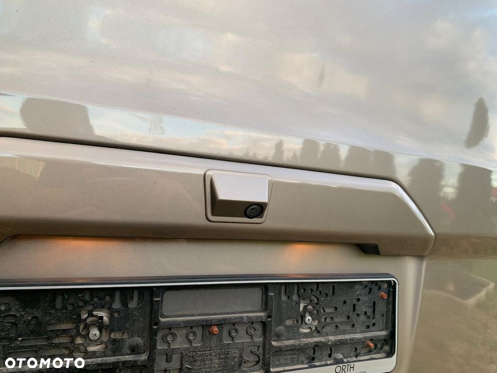 Ford Tourneo Custom 320 L2H1 VA Titanium - 22