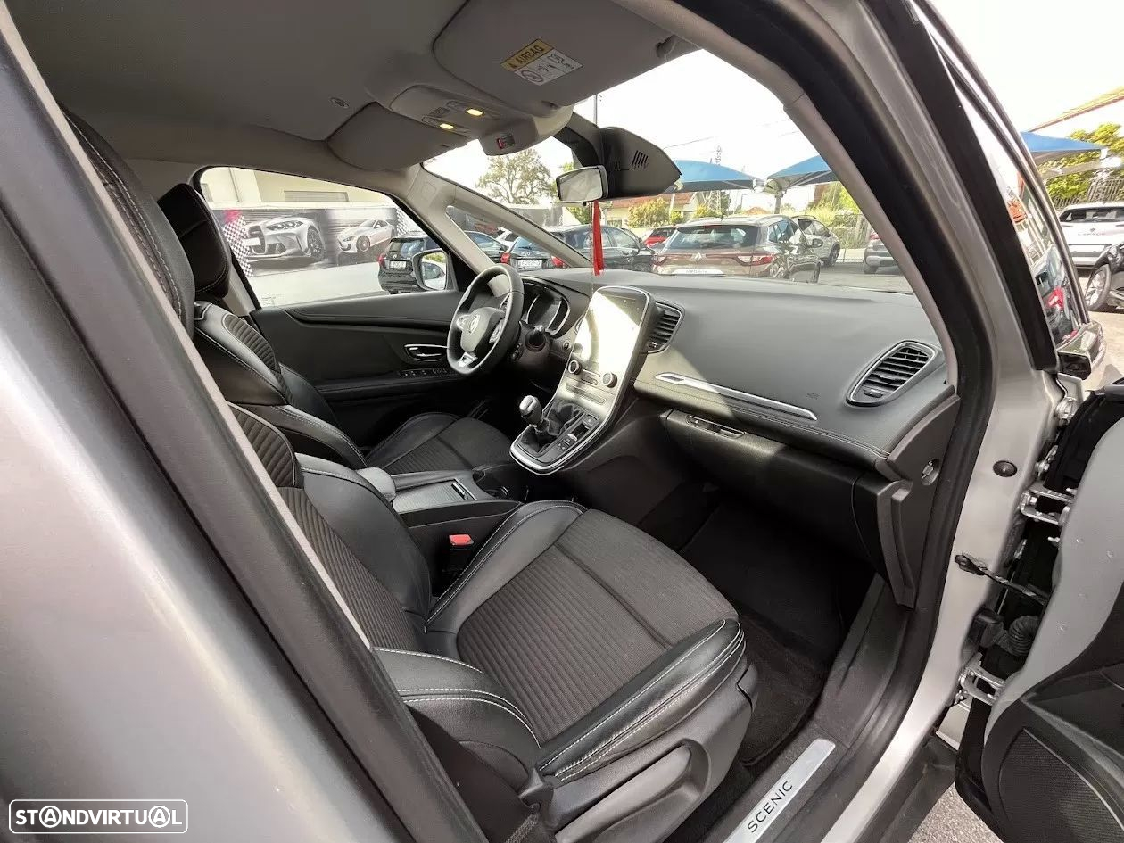 Renault Grand Scénic 1.5 dCi Intens Hybrid Assist SS - 26