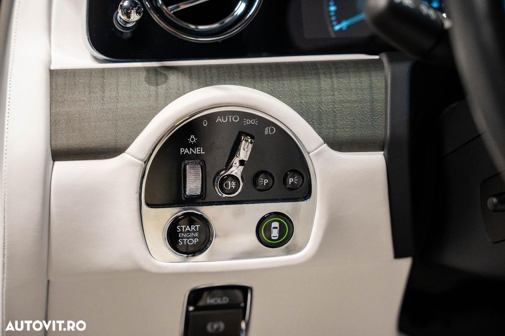 Rolls-Royce Ghost - 28