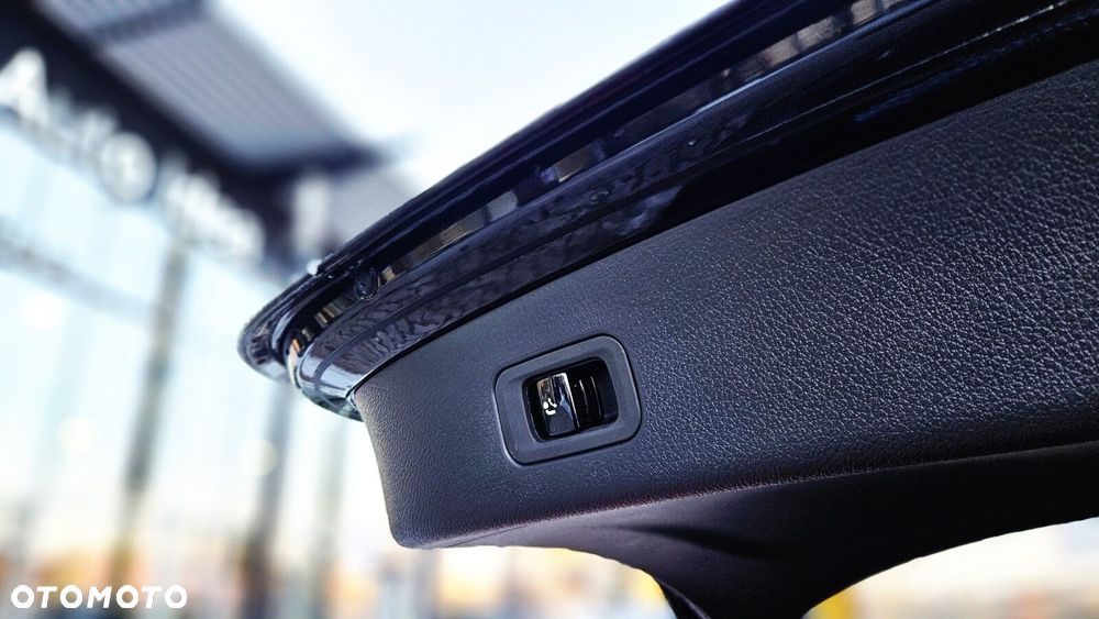 Mercedes-Benz GLC - 9